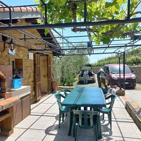 Casetta Mari Immersa In Un Vigneto Dolceacqua Exteriör bild
