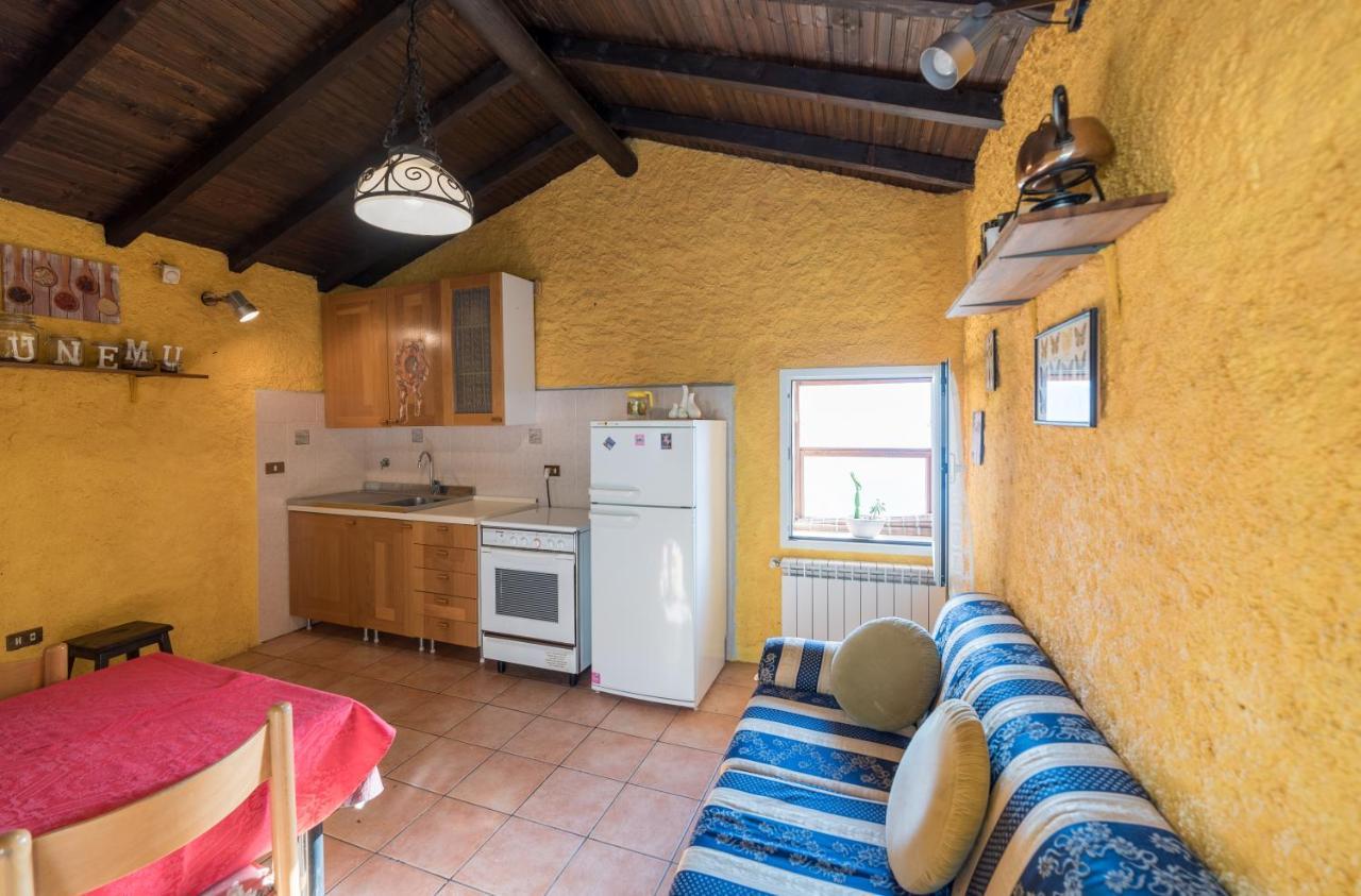 Casetta Mari Immersa In Un Vigneto Dolceacqua Exteriör bild